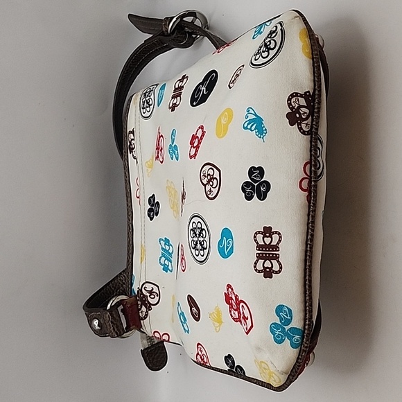 Kathy Van Zeeland Butterfly Crossbody Bag - Picture 10 of 12